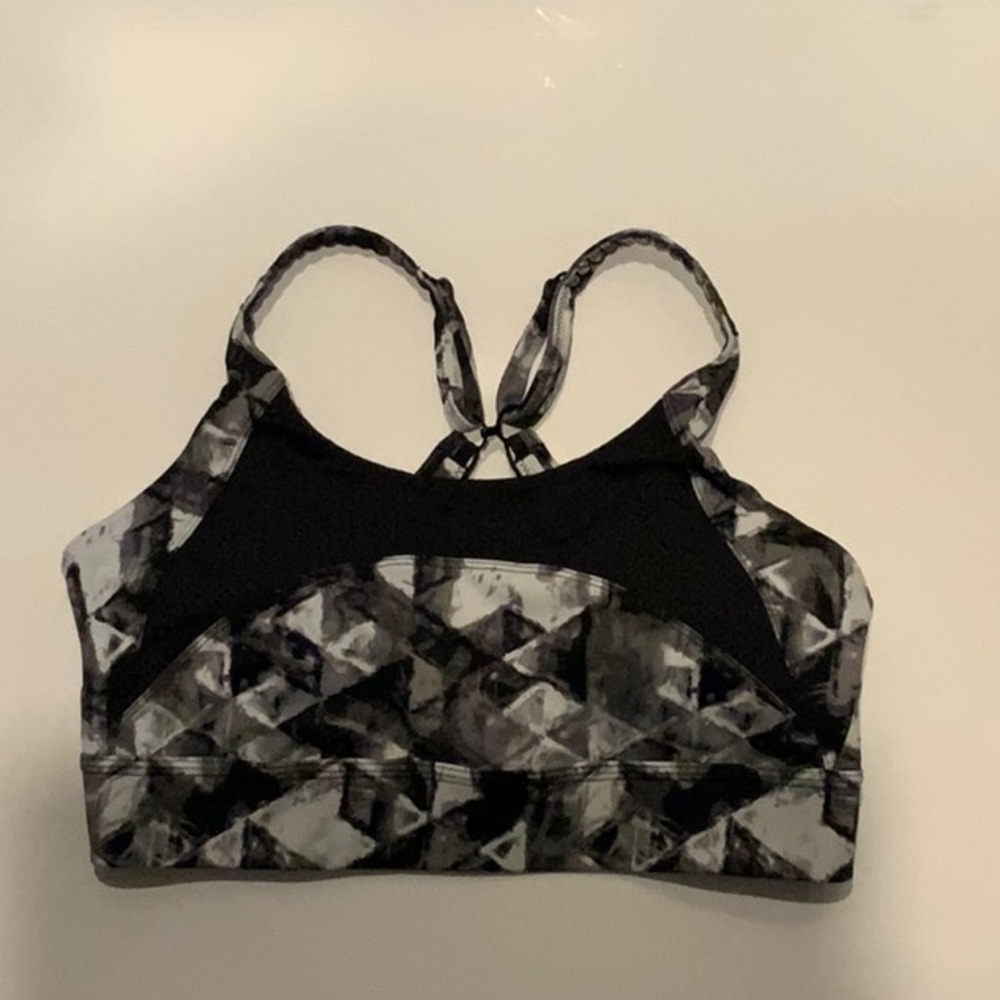 Hyba by Reitmans sports bra